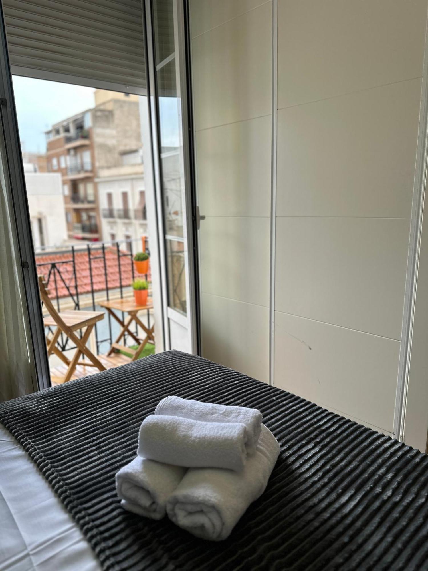 アリカンテPlaza Nueva Flatアパートメント エクステリア 写真